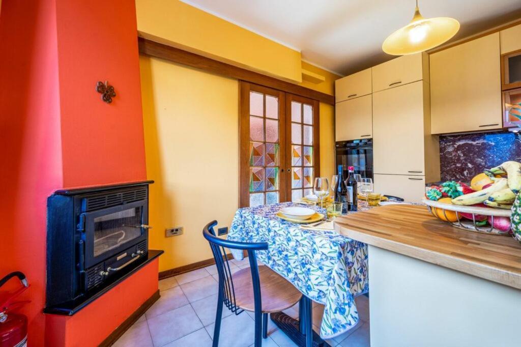 Villa Iris -Pet Friendly Stay - Garden - Private Parking- Bike Friendly Holiday House Колико Экстерьер фото