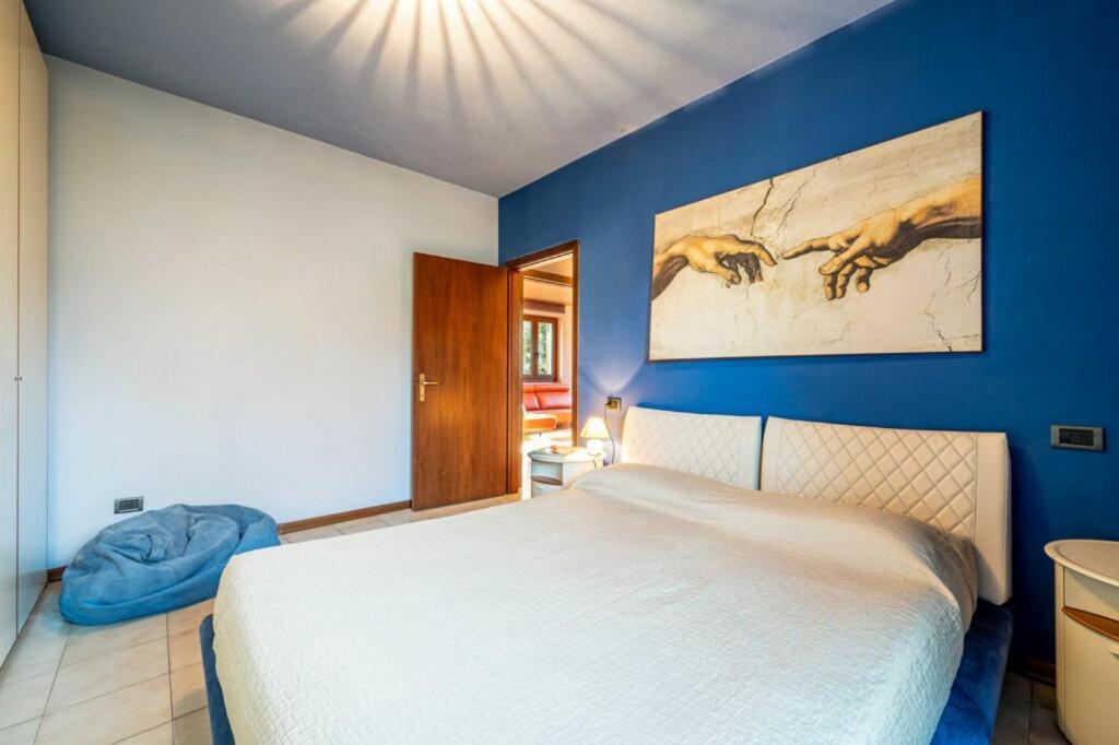 Villa Iris -Pet Friendly Stay - Garden - Private Parking- Bike Friendly Holiday House Колико Экстерьер фото