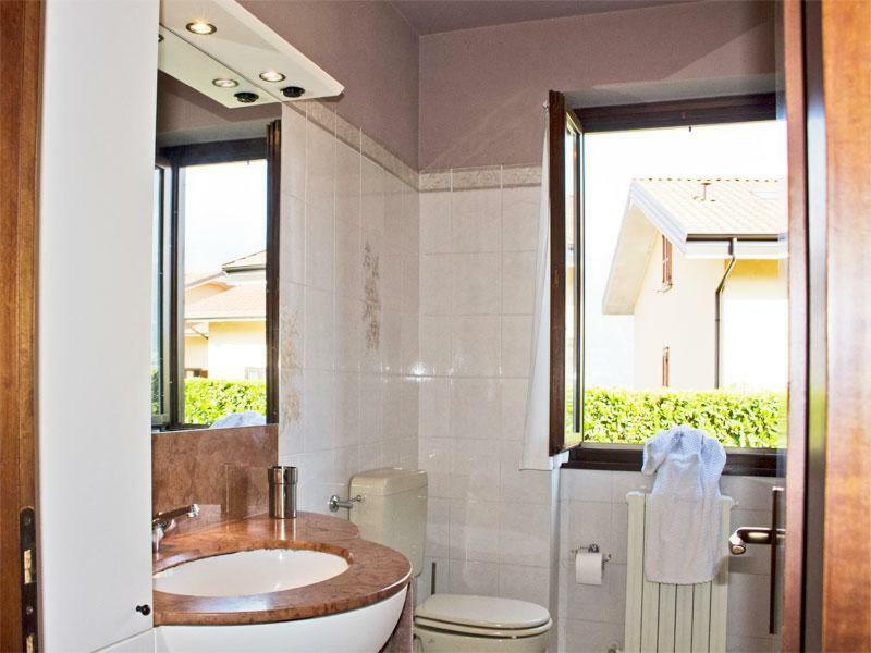 Villa Iris -Pet Friendly Stay - Garden - Private Parking- Bike Friendly Holiday House Колико Экстерьер фото